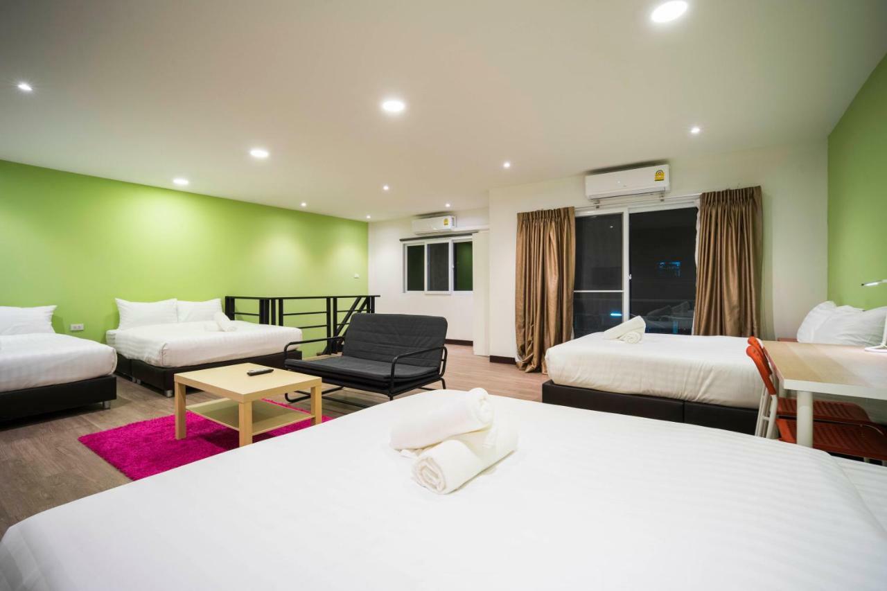 The M Pool Villas Bangkok - Bts Ekkamai Екстер'єр фото